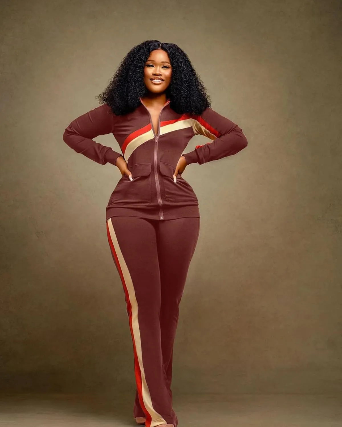 2 Piece Outfits for Women Long Sleeve Striped Zipup Jacket Wide Leg Long Pant Retro Tracksuit Sport Set Wine Red