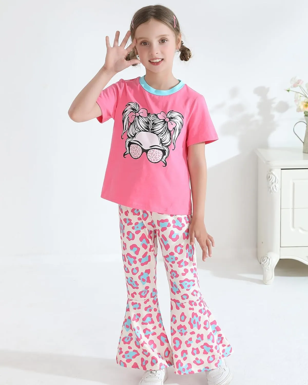 CARETOO Girls Summer Outfit Poster Girl Matching Sister 2pcs Sets Printed t-Shirt   Flare Leg Pants For 3-8 Years