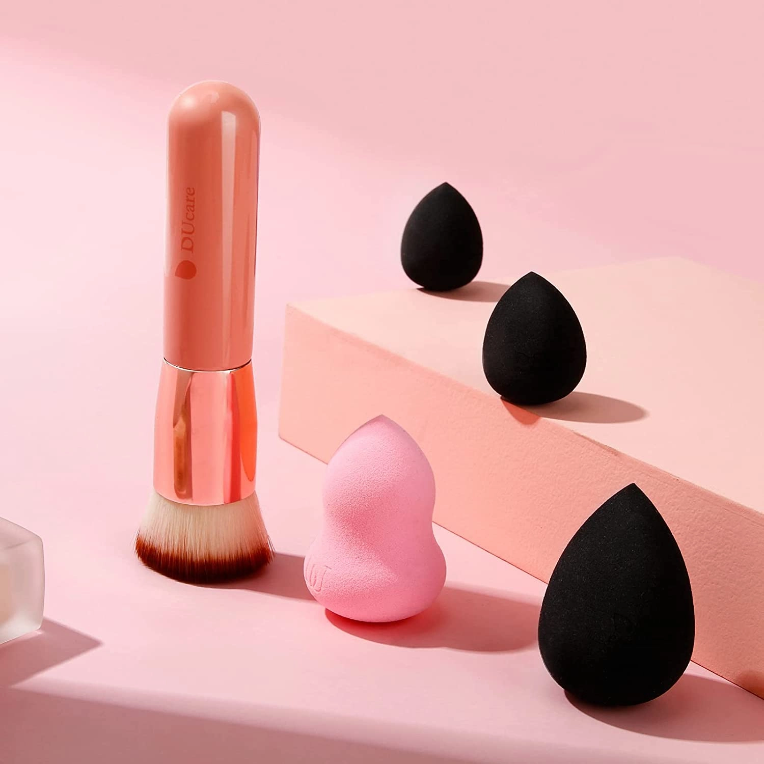 DUcare Foundation Brush Flat Top Kabuki Makeup Brushes Synthetic Hair Liquid Blending Mineral Powder Buffing Stippling Cosmetics