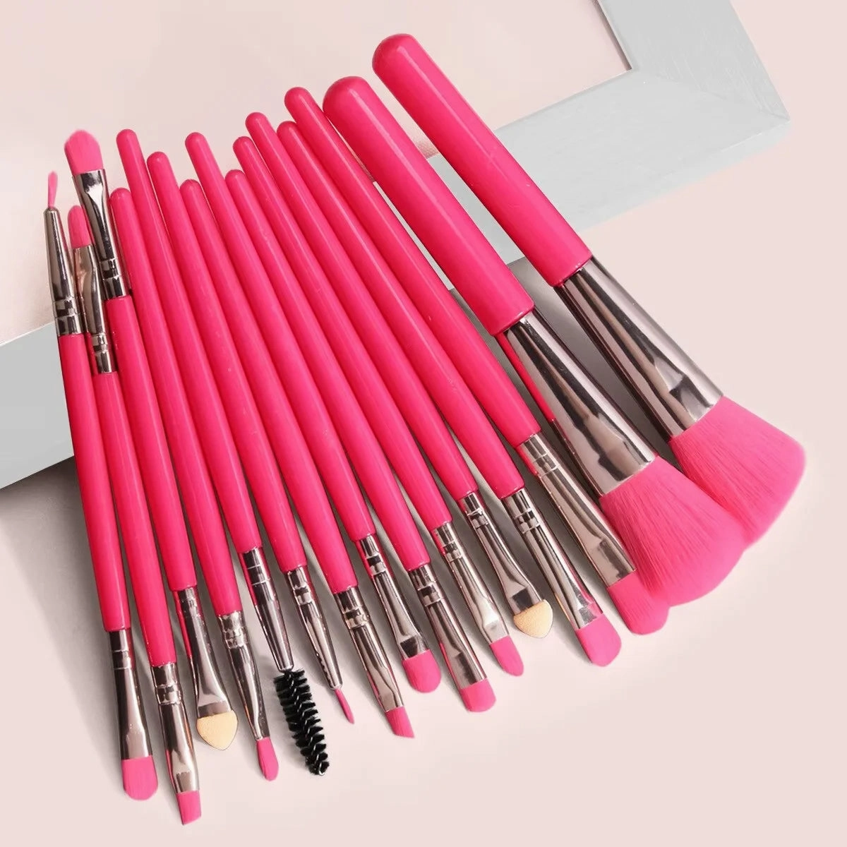 Elara Glow 13/15PCS Makeup Brush Set – Soft & Professional Beauty Tools for Foundation, Eyeshadow, Blush & More with Storage Bag.040325