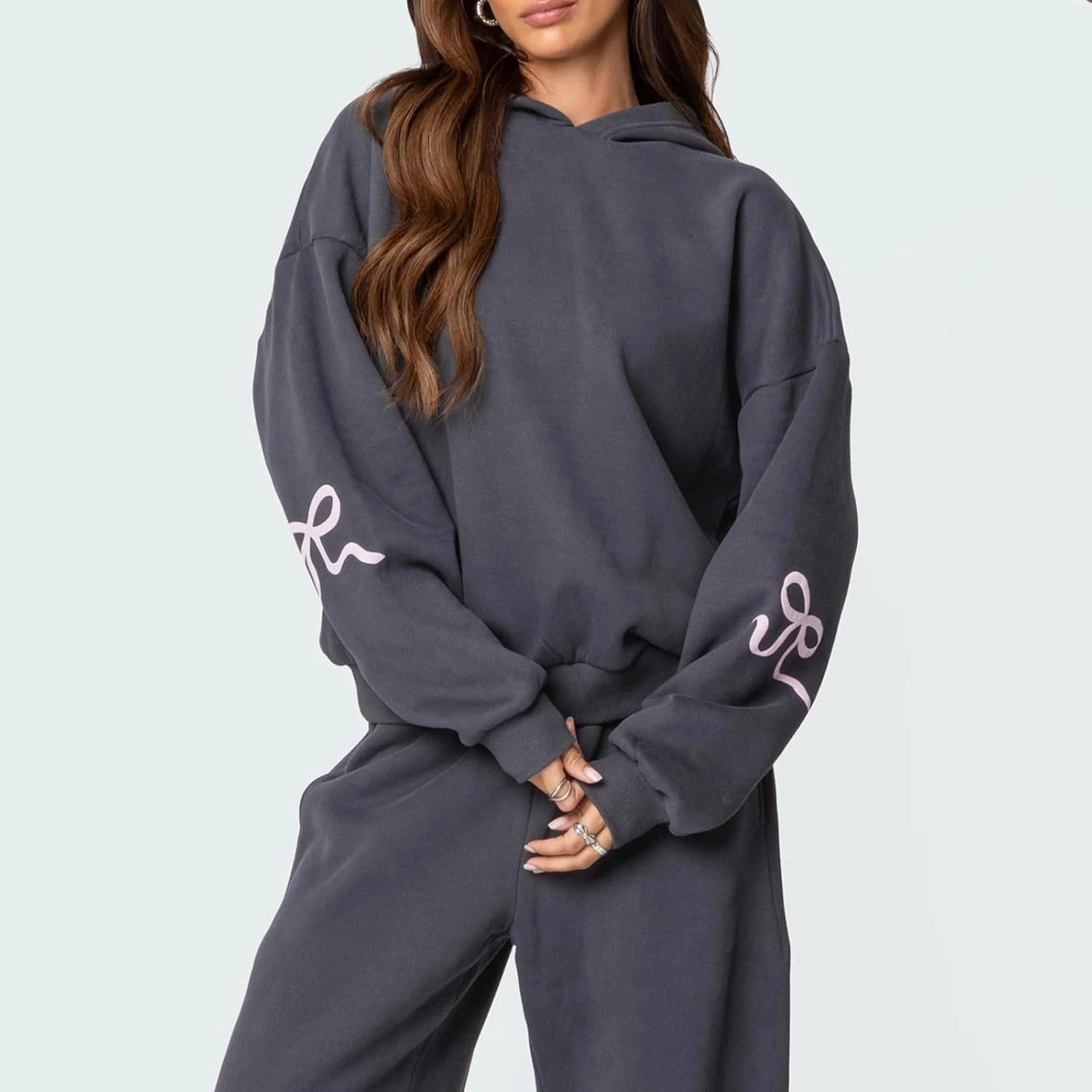Karwuiio Women Bow Print 2 Piece Outfits Long Sleeve Oversized Sweatshirt Hoodie Wide Leg Sweatpants Set Sweatsuits