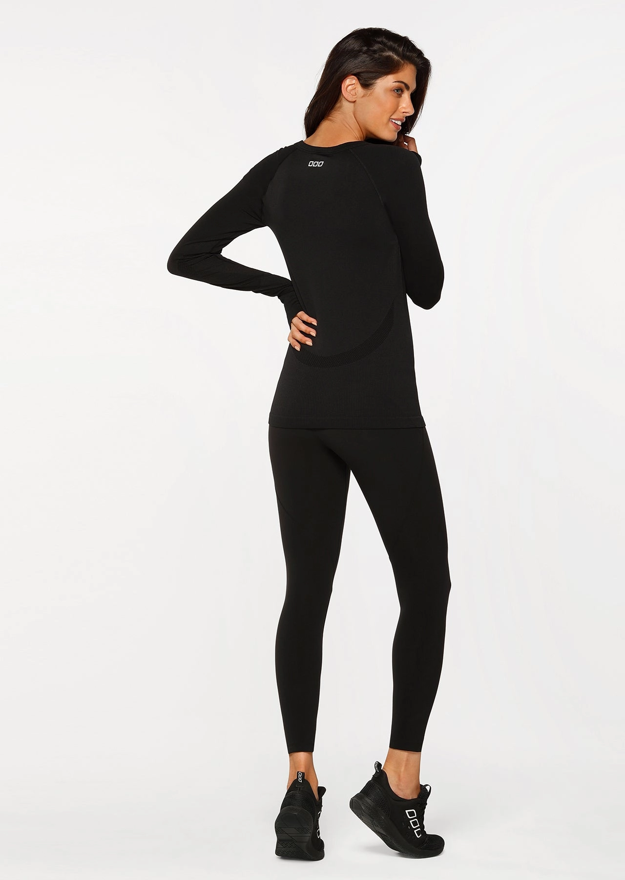Perform Seamless Long Sleeve Top