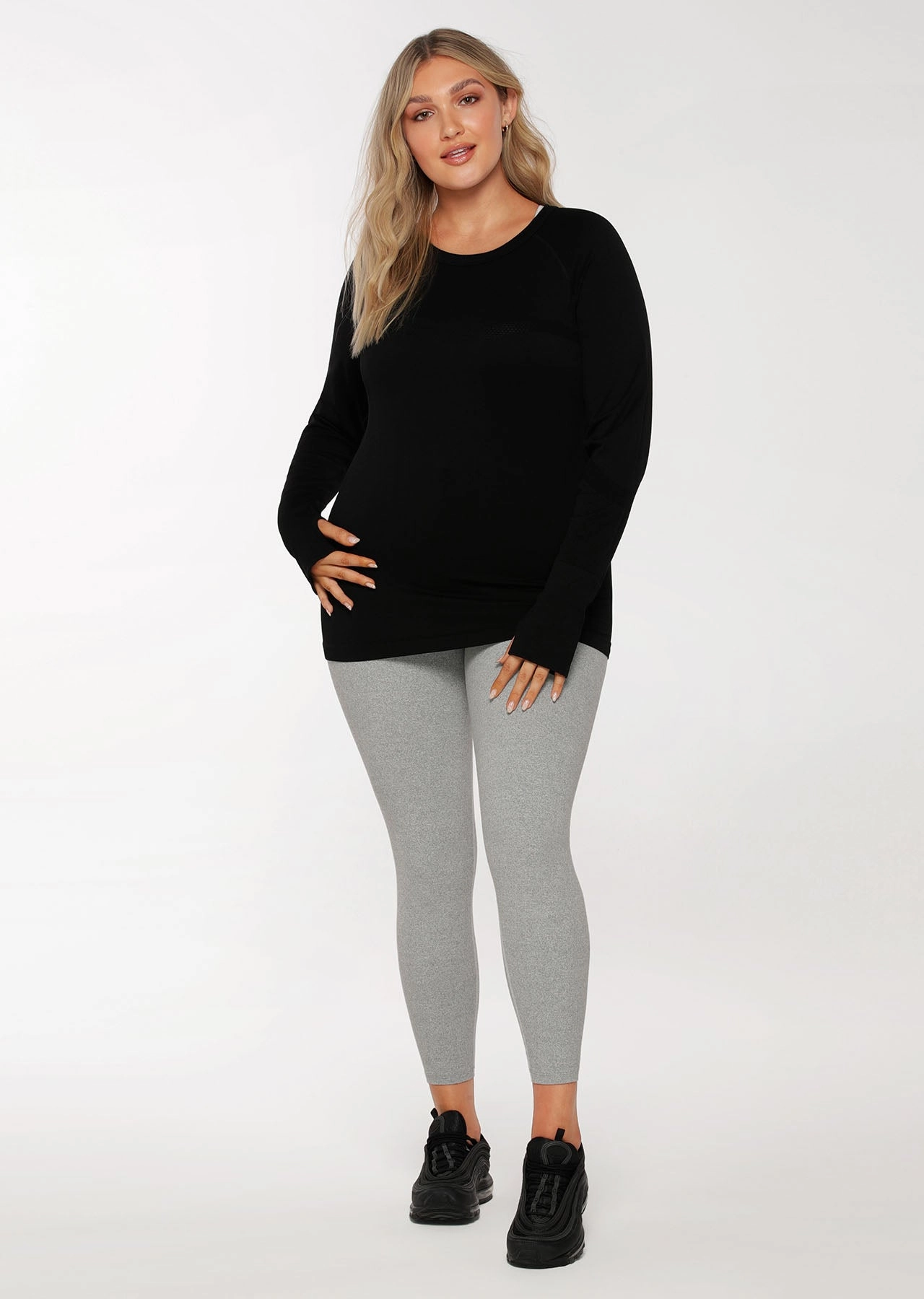 Perform Seamless Long Sleeve Top