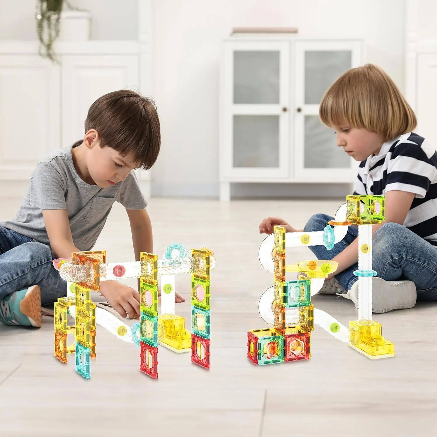 PicassoTiles 100 Piece Magnetic Marble Run Travel Size Sensory Toddlers Construction Toy Set Mini Diamond Magnet Tiles Marbles for Kids Race Track Building Blocks STEM Learning Kit Boy Girl 3  PTMG100