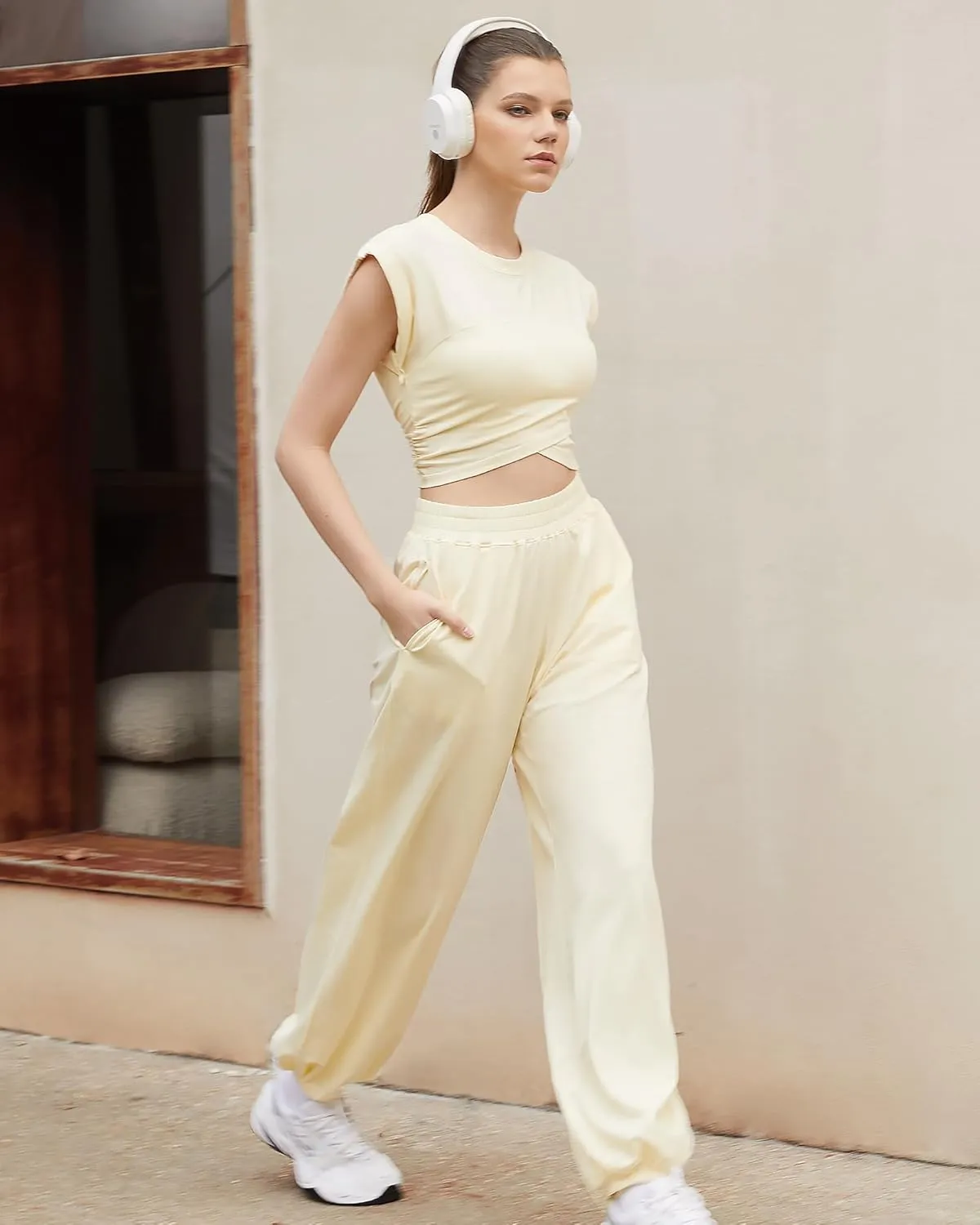 SUUKSESS Women 2 Piece Matching Lounge Workout Sets Outfits Sleeveless Cropped Tops Summer High Waisted Wide Leg Pants