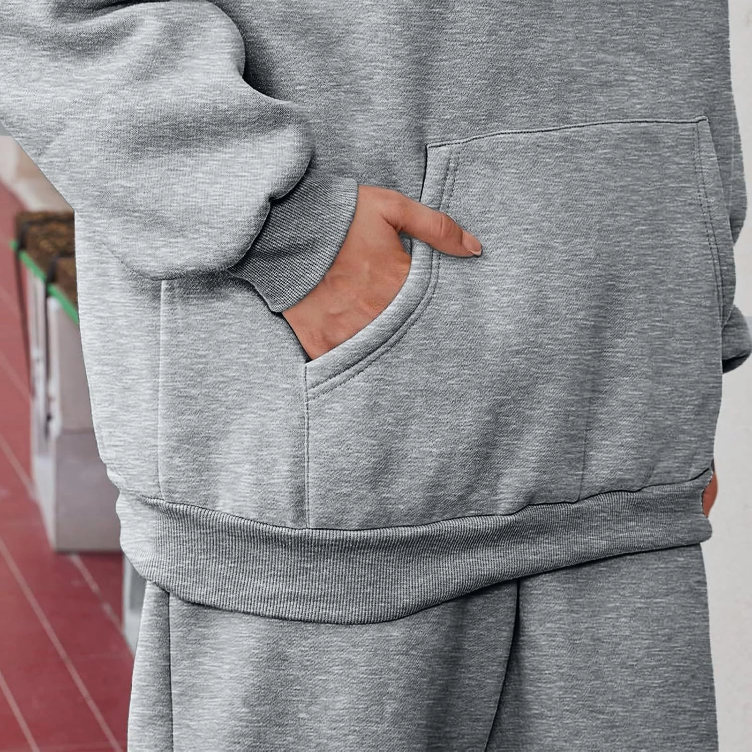 Sweat Suits for Womens 2 Piece 2025 Long Sleeve Hooded Sweatshirt and Jogging Pants Outfits Lounge Sets Fall Clothing