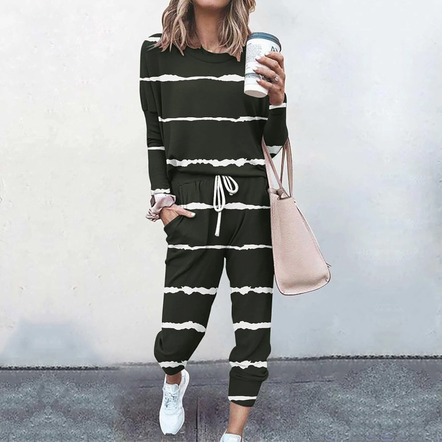 Womens 2 Piece Outfits Sweatsuit Set Oversized Tops and Long Pants Tracksuit Sweatsuits Long Sleeve Hoodie Matching